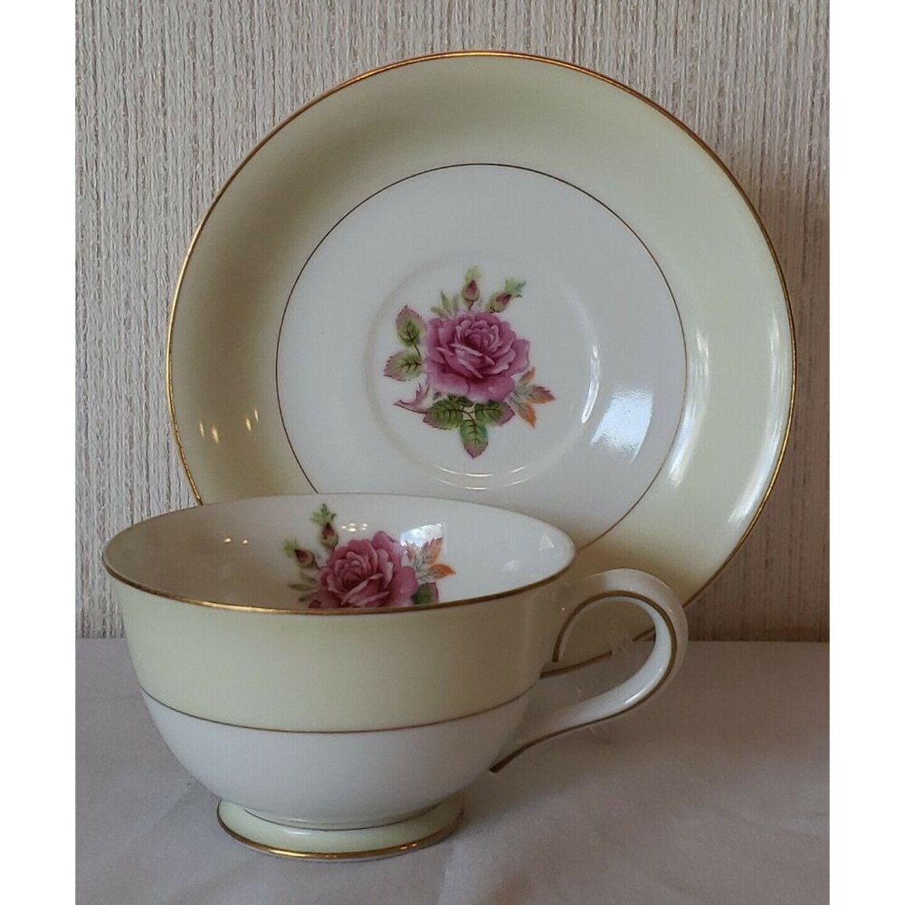 Fuji Teacup and Saucer Rosette Bone China Hand Painted Gold Trim Vintage Japan
